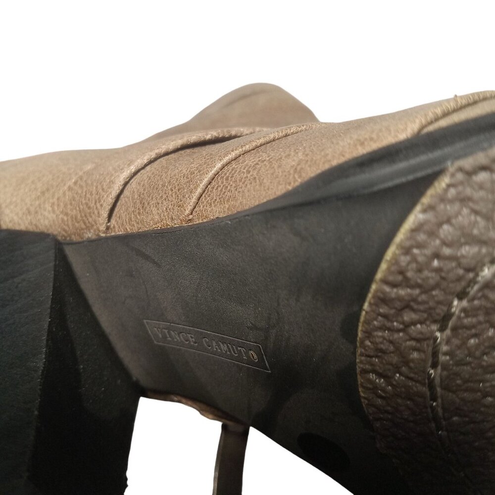 Vince Camuto Belta Ankle Boots Taupe Brown Sz 8.5 Stacked Heel Zipper Pleated - Picture 14 of 16